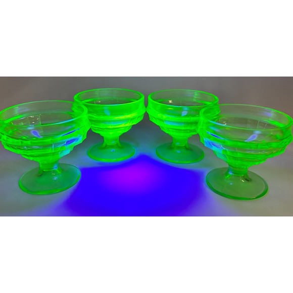Hazel Atlas URANIUM VASELINE Glow Glass 4 Sherbet Dessert Pedestal Cups VTG 1940 - Picture 1 of 16